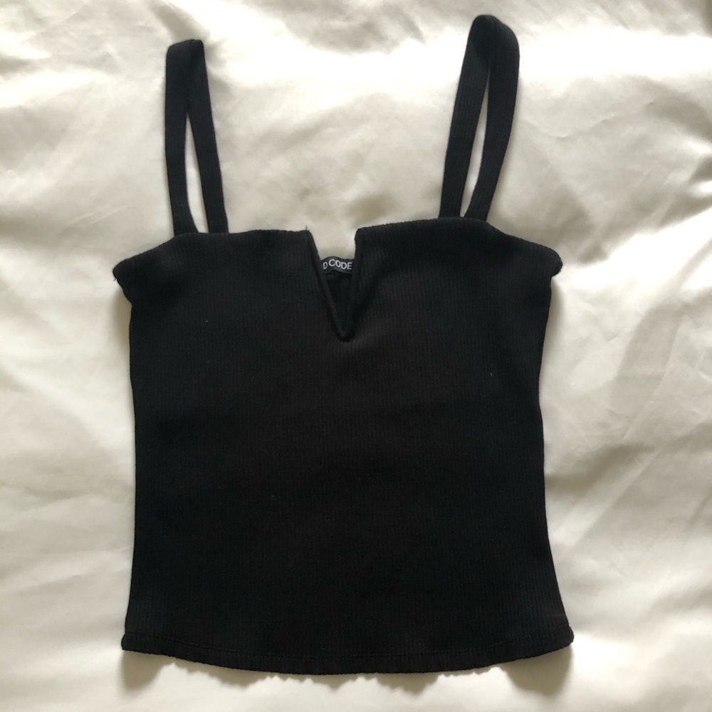 V Wire Cropped Tank